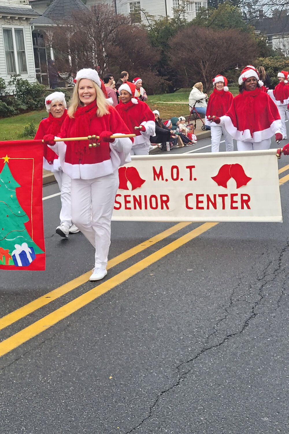 Photo gallery Middletown Christmas Parade makes its march Bay to Bay